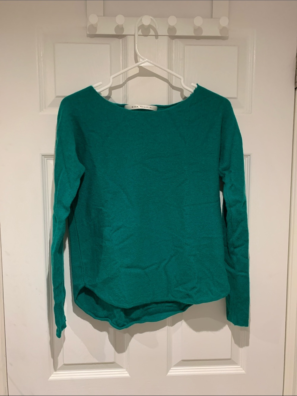 Cashmere Green Boatneck Long Sleeve Sweater